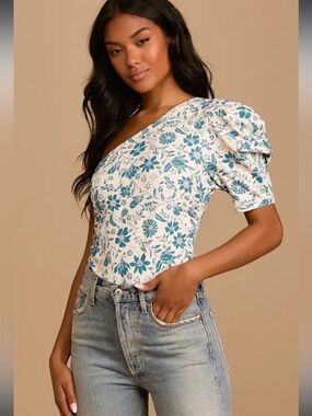 Intimately FP Somethin Bout You Cream Floral Print One-Shoulder Bodysuit- Small